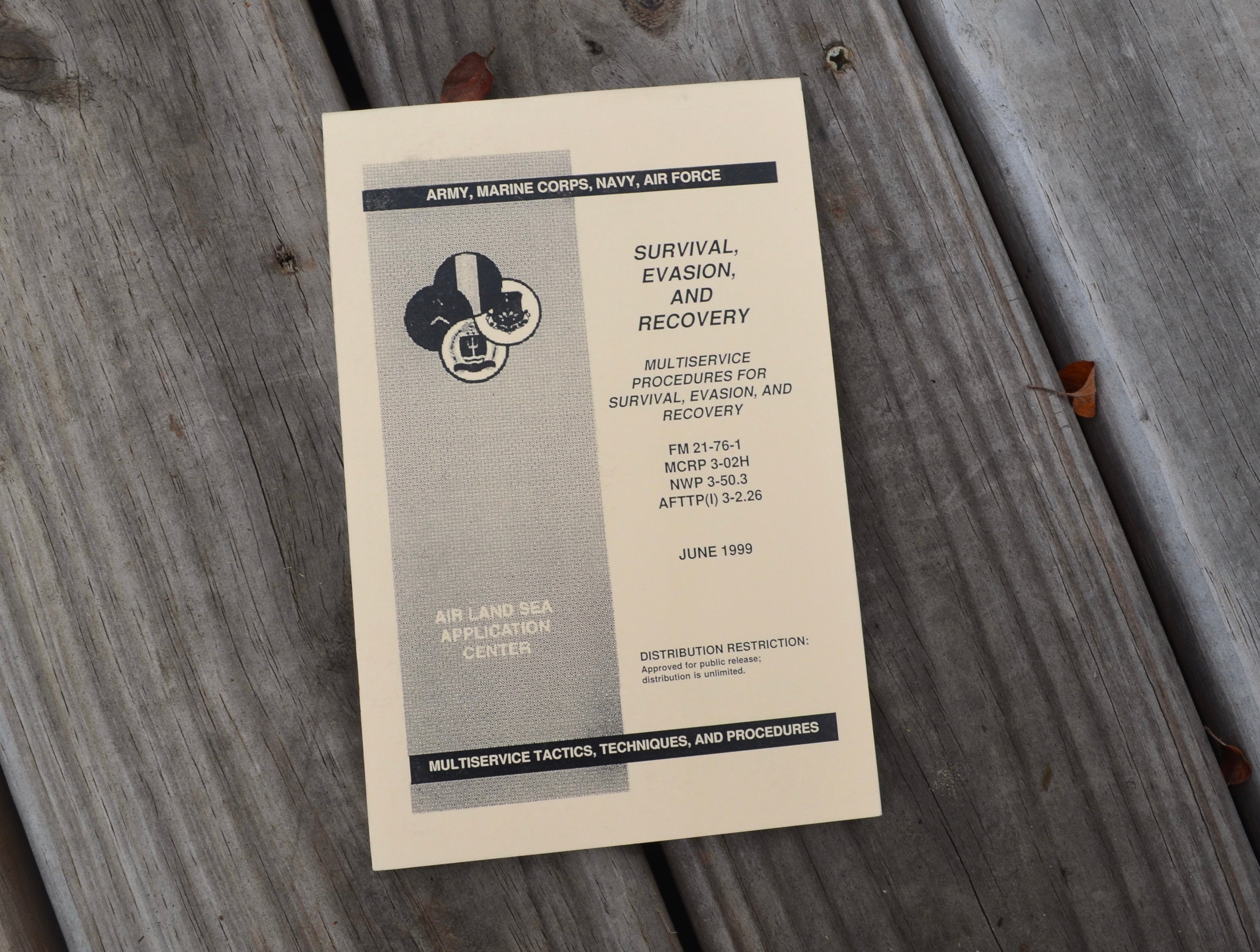 Essential Survival & Evasion Guide Manual